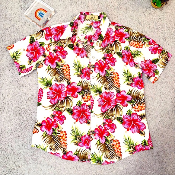 Floral Hawaiian button up shirt - Picture 1 of 9